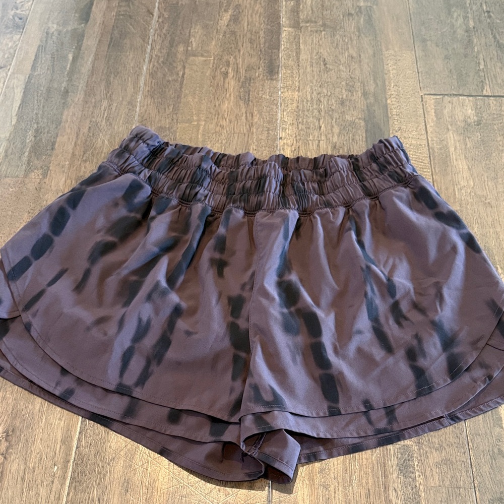 Women's Brown and black Tie-Dye Shorts